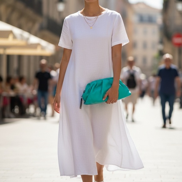 Badgley Mischka Handbags - NWT Badgley Mischka crossbody bag